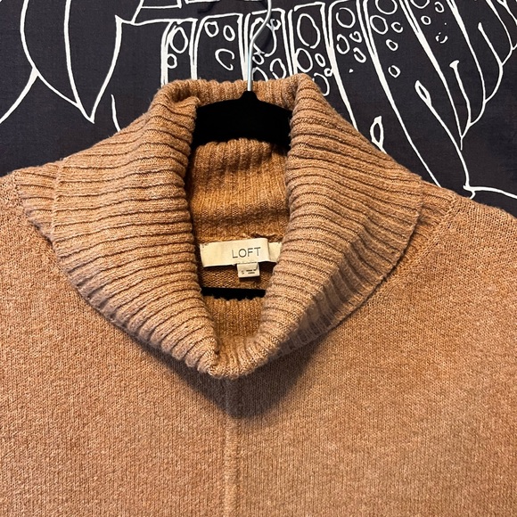 Size small cowl neck sweater from Loft. - Picture 6 of 6